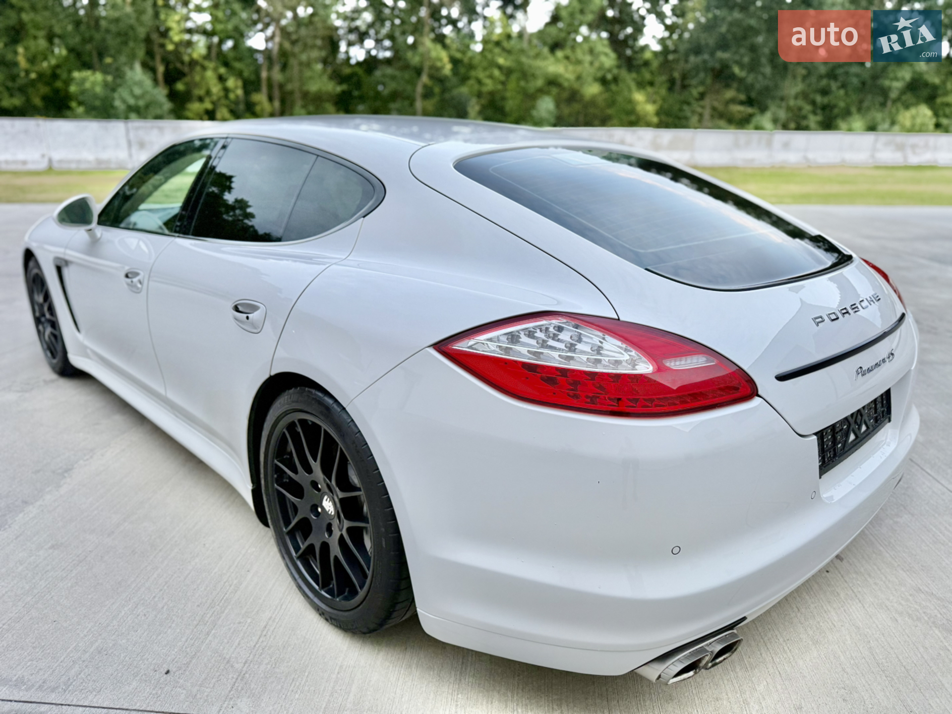 2011 Porsche Panamera - мініатюра 7