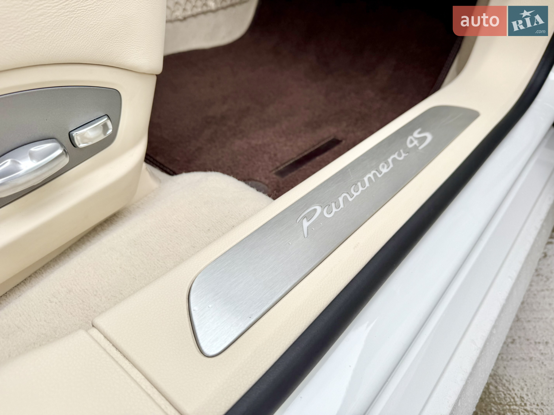 2011 Porsche Panamera - мініатюра 89