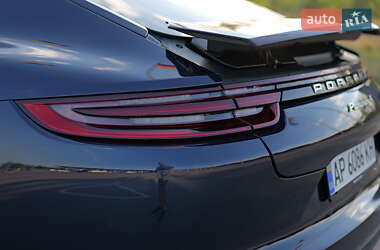 Фастбэк Porsche Panamera 2019 в 