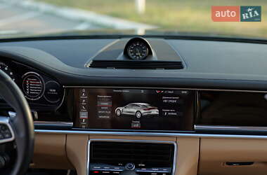 Фастбэк Porsche Panamera 2019 в 