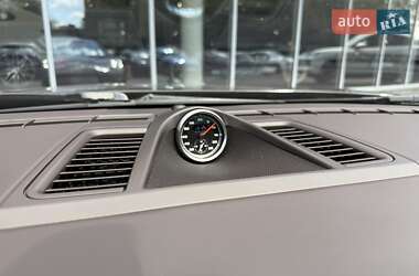 Фастбэк Porsche Panamera 2013 в 