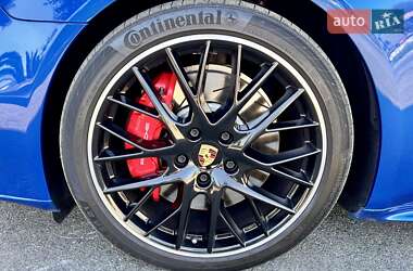 Фастбэк Porsche Panamera 2018 в 