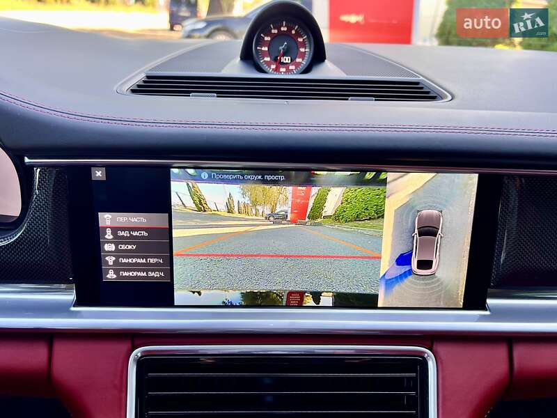 Фастбэк Porsche Panamera 2018 в Киеве