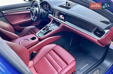 Фастбэк Porsche Panamera 2018 в 