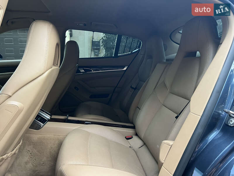 Фастбек Porsche Panamera 2011 в Одесі фото 6 Фастбек Porsche Panamera 2011 в Одесі