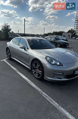Фастбек Porsche Panamera 2012 в Вінниці