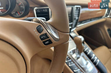 Фастбек Porsche Panamera 2010 в 
