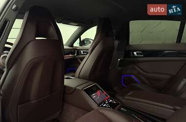 Фастбэк Porsche Panamera 2020 в 