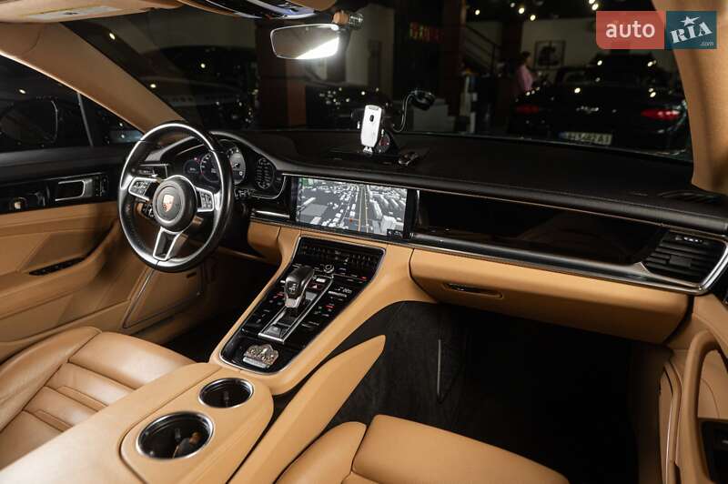 Фастбэк Porsche Panamera 2018 в Одессе фото 22 Фастбэк Porsche Panamera 2018 в Одессе