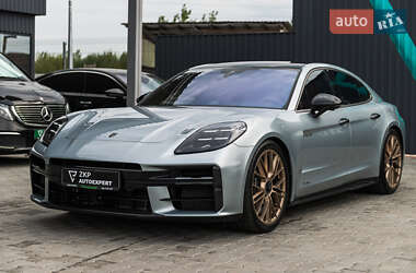 Фастбэк Porsche Panamera 2024 в 