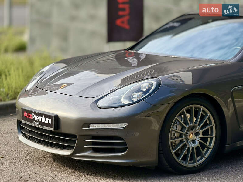 Фастбэк Porsche Panamera 2014 в Харькове