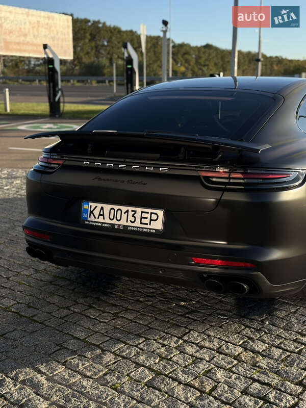 Фастбек Porsche Panamera 2017 в Києві фото 65 Фастбек Porsche Panamera 2017 в Києві