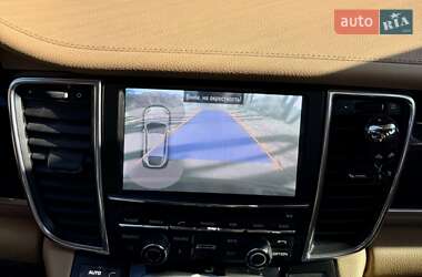 Фастбэк Porsche Panamera 2012 в 