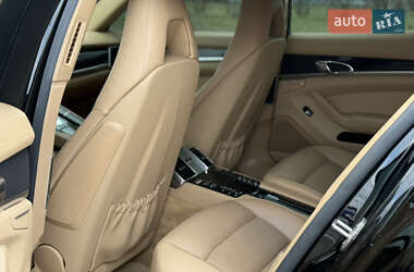 Фастбэк Porsche Panamera 2014 в 