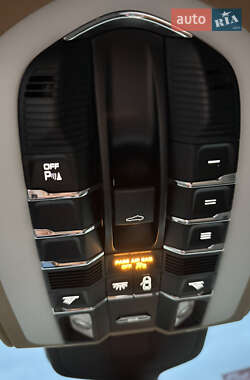 Фастбэк Porsche Panamera 2014 в 