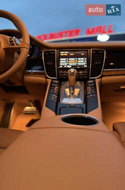 Фастбэк Porsche Panamera 2014 в 