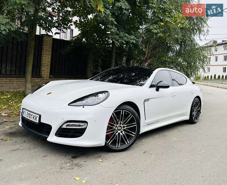 Porsche Panamera 2012