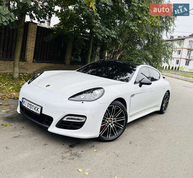 Porsche Panamera 2012