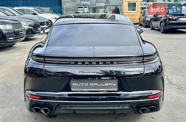 Фастбэк Porsche Panamera 2024 в 
