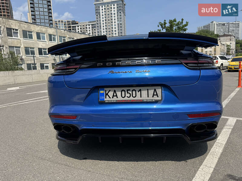 Фастбэк Porsche Panamera 2016 в Киеве