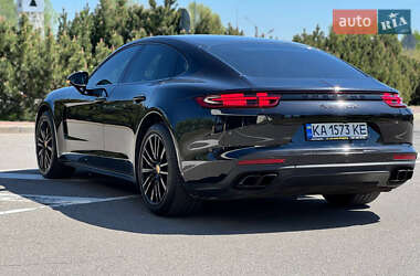 Фастбэк Porsche Panamera 2016 в Киеве