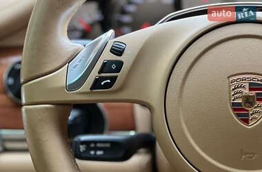 Фастбэк Porsche Panamera 2013 в 