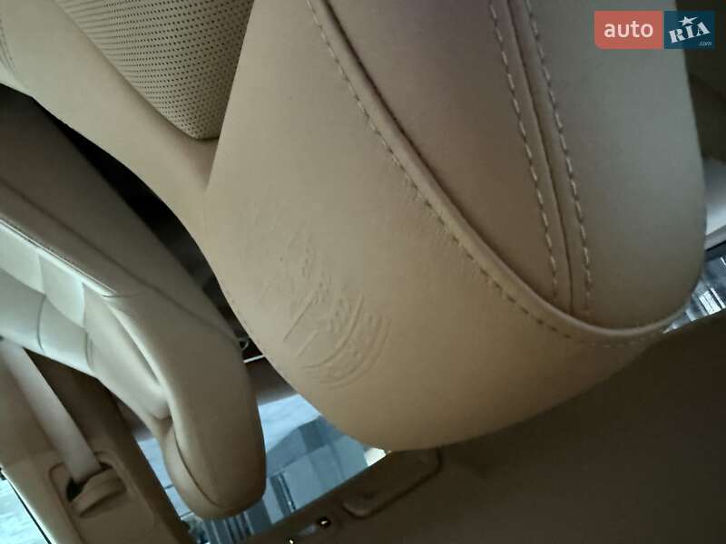 Фастбэк Porsche Panamera 2013 в Киеве