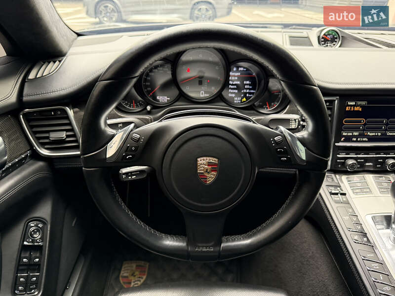 Фастбэк Porsche Panamera 2014 в Киеве фото 16 Фастбэк Porsche Panamera 2014 в Киеве