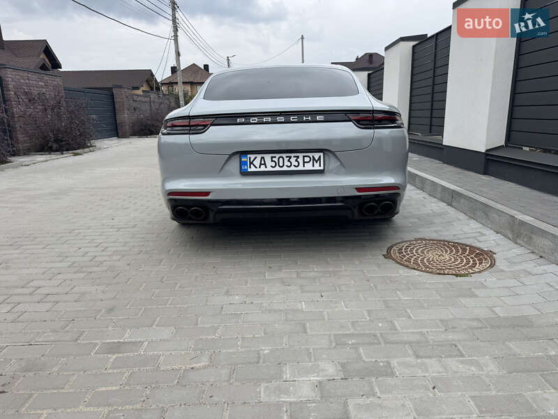 Фастбэк Porsche Panamera 2017 в Киеве