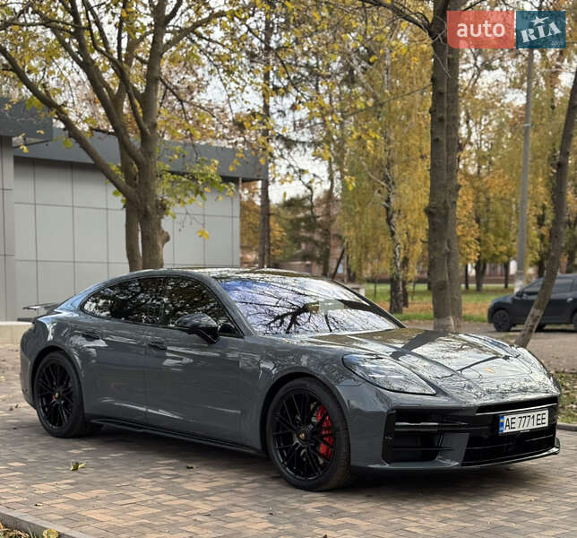 Фастбек Porsche Panamera 2025 в Кривому Розі фото 15 Фастбек Porsche Panamera 2025 в Кривому Розі