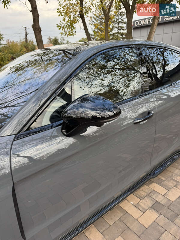 Фастбек Porsche Panamera 2025 в Кривому Розі фото 21 Фастбек Porsche Panamera 2025 в Кривому Розі