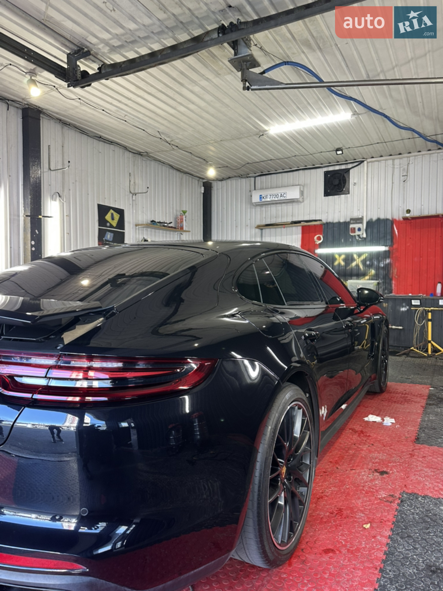 2018 Porsche Panamera - мініатюра 19