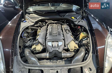 Фастбек Porsche Panamera 2011 в Одесі
