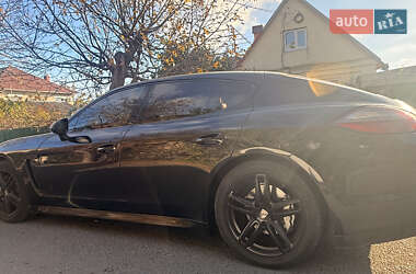 Фастбэк Porsche Panamera 2010 в Одессе