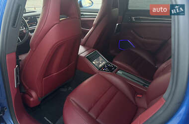 Фастбэк Porsche Panamera 2017 в Киеве