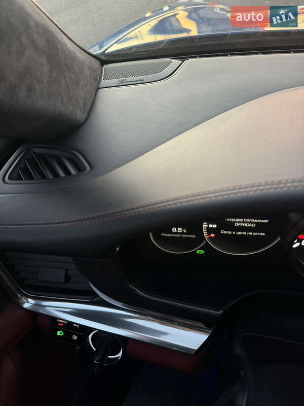 Фастбек Porsche Panamera 2017 в Києві фото 14 Фастбек Porsche Panamera 2017 в Києві