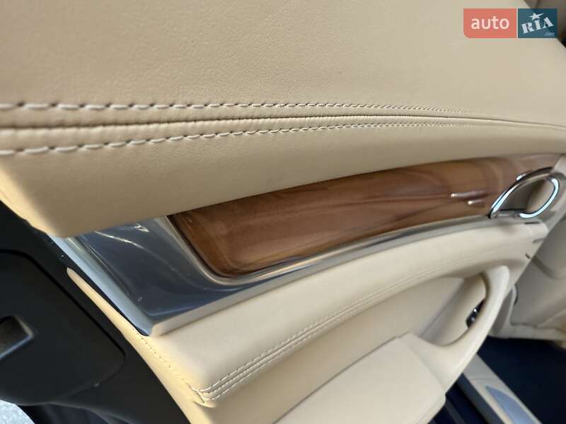 Фастбэк Porsche Panamera 2013 в Киеве