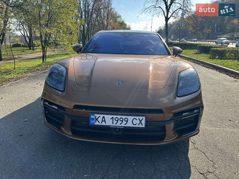 Фастбек Porsche Panamera 2024 в Києві