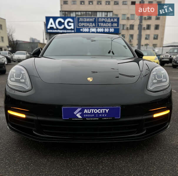 Фастбэк Porsche Panamera 2019 в Киеве фото 6 Фастбэк Porsche Panamera 2019 в Киеве