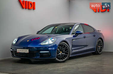 Универсал Porsche Panamera 2020 в Киеве
