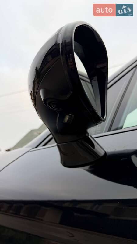 Фастбэк Porsche Panamera 2015 в Киеве