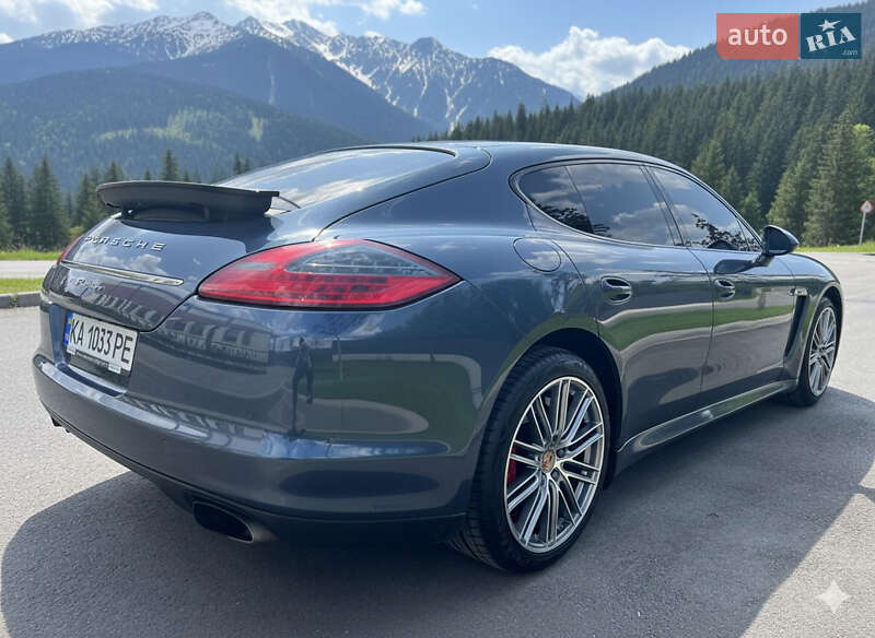 Фастбэк Porsche Panamera 2012 в Киеве фото 16 Фастбэк Porsche Panamera 2012 в Киеве