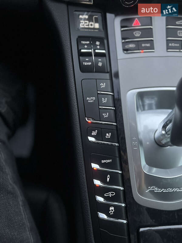 Фастбек Porsche Panamera 2013 в Києві фото 22 Фастбек Porsche Panamera 2013 в Києві