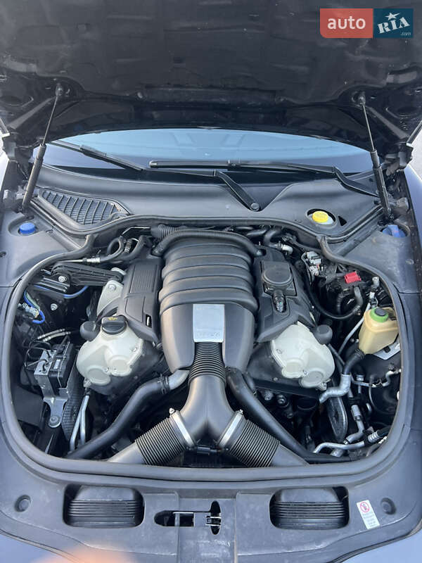 Фастбек Porsche Panamera 2013 в Києві фото 45 Фастбек Porsche Panamera 2013 в Києві