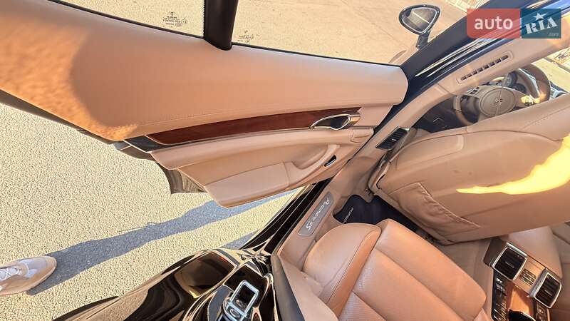 Фастбек Porsche Panamera 2010 в Одесі фото 20 Фастбек Porsche Panamera 2010 в Одесі