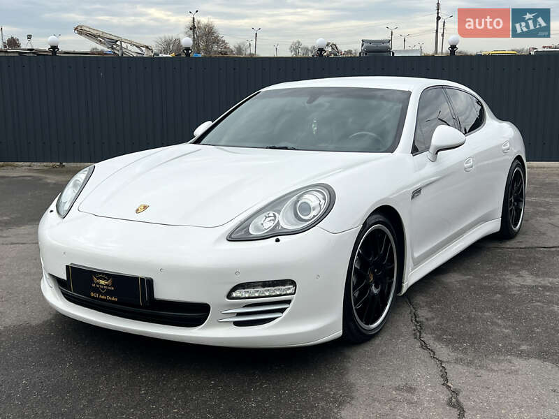 Porsche Panamera 2011