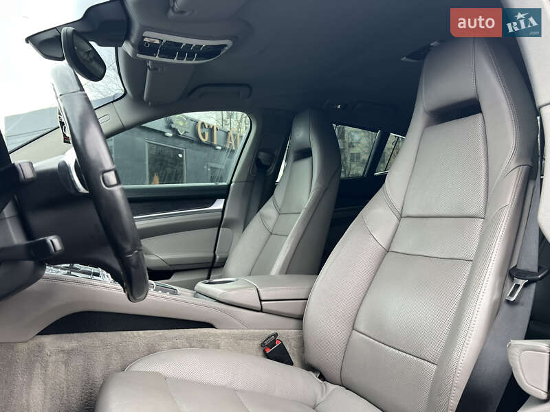 Фастбэк Porsche Panamera 2011 в Одессе фото 14 Фастбэк Porsche Panamera 2011 в Одессе