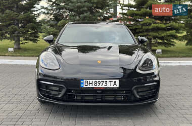 Фастбэк Porsche Panamera 2022 в Одессе