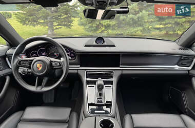 Фастбэк Porsche Panamera 2022 в Одессе