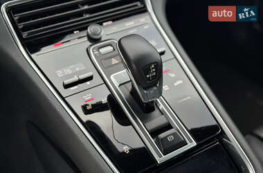 Фастбэк Porsche Panamera 2022 в Одессе